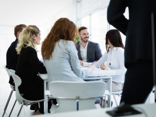 How to Run a Business Meeting How to Run a Business Meeting